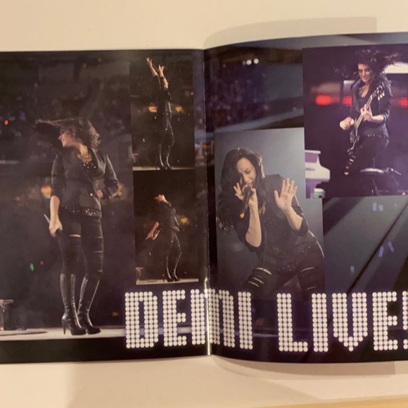 Jonas Brothers Demi Lovato Camp Rock 2 Tour Book vintage Disney item greetings - Picture 5 of 5